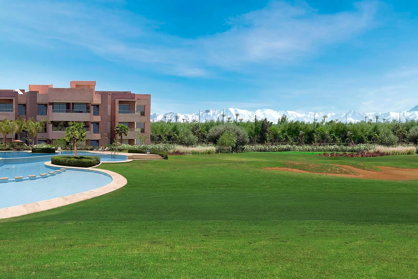 Golfbaan met zwembad in Marrakech Golf City